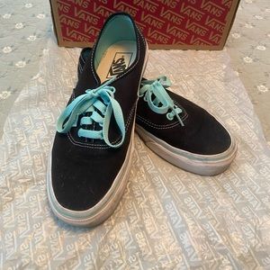 Women’s vans authentic shoe